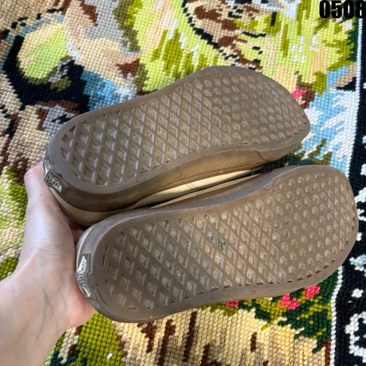 thumbnail-4